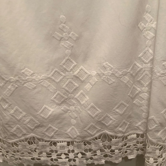 Banana Republic Sleeveless White Blouse - Picture 3 of 5